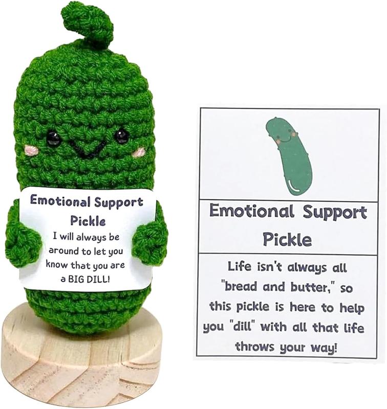 Handmade Emotional Support Pickled Cucumber Birthday Gift, Cute Crochet Christmas Pickle Knitting Doll Ornaments, Funny Reduce Pressure Pickle Toy for Women Men Girlfriend College (1pcs)