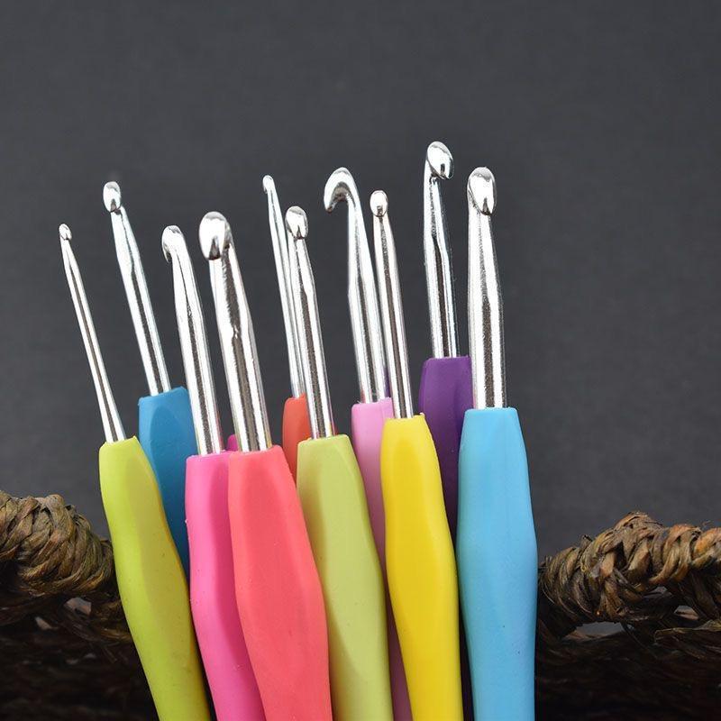 14pcs Random Color Soft Silicone Handle Crochet Hook Set, Multifunctional Anti-slip Crochet Needle, DIY Tool For Home Sewing Knitting